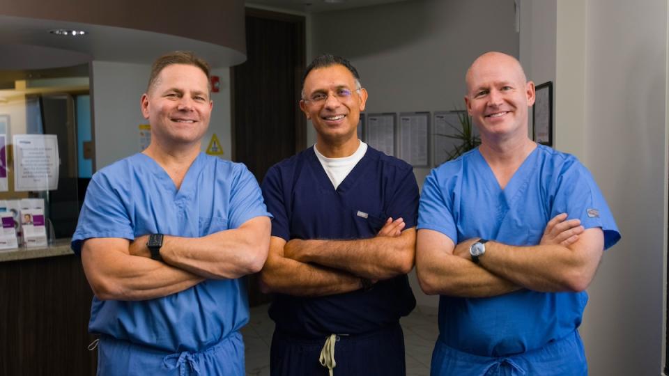 Three HonorHealth doctors in their office