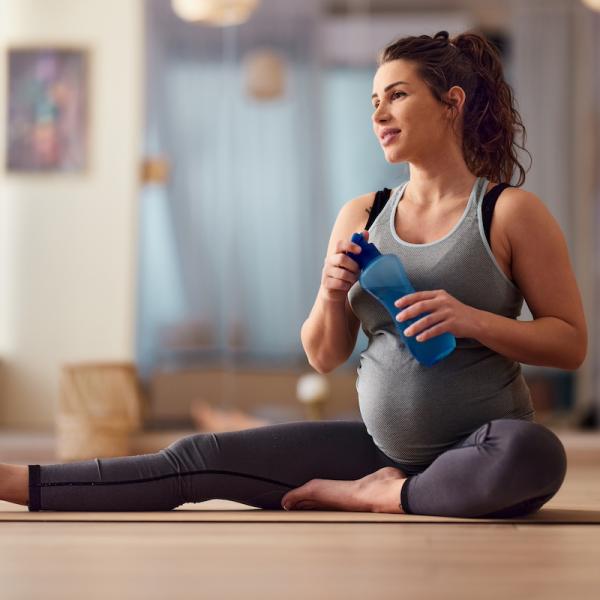An HonorHealth patient works out while pregnant